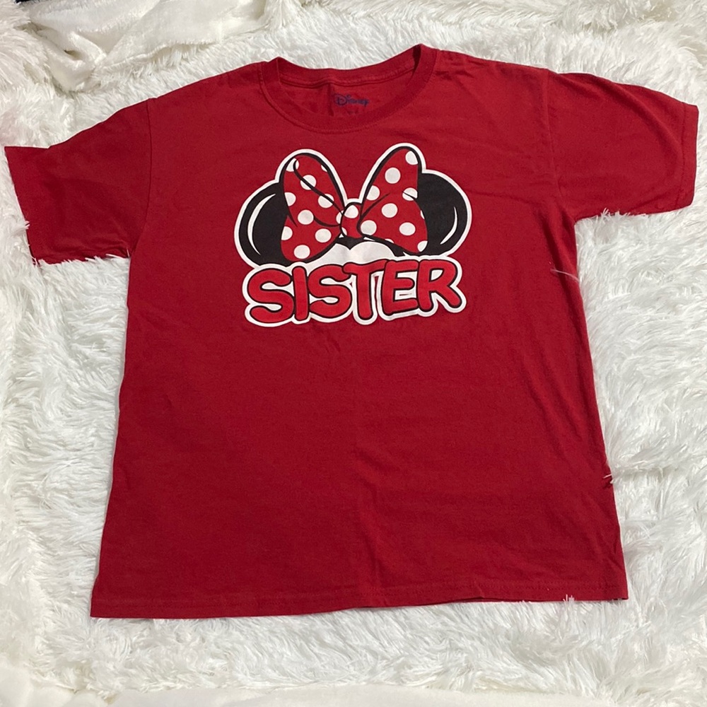 Disney shirt size L